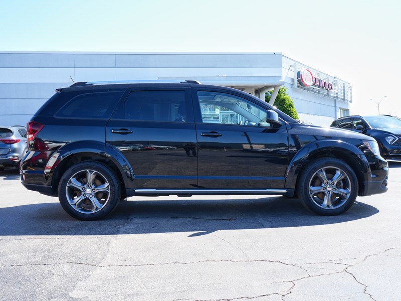 2017 Dodge Journey Crossroad | AWD | V6 | Push Start | Back Up Camera