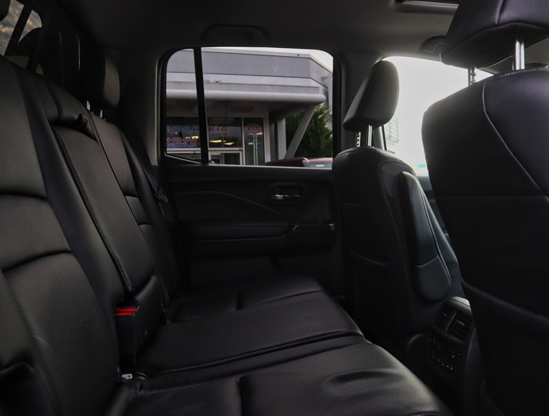 2017 Honda Ridgeline Touring/Leer Cap/No Accidents/New Brakes