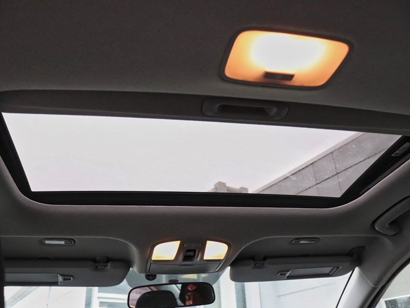 2017 Hyundai Elantra GLS | Heated Seats | Bluetooth | Smart Key