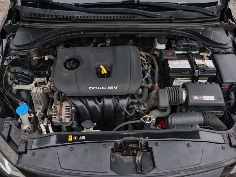 2017 Hyundai Elantra GLS | Heated Seats | Bluetooth | Smart Key