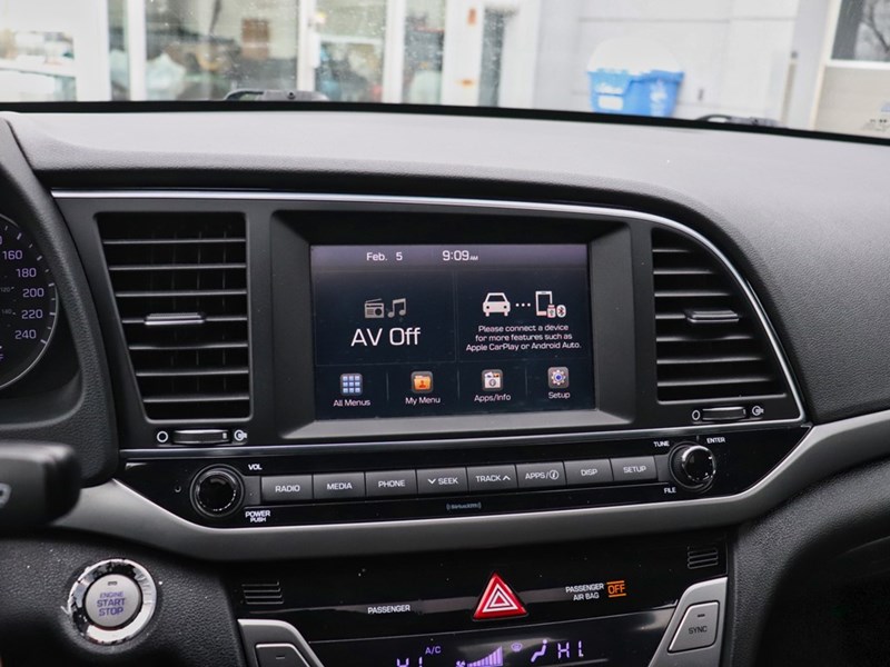 2017 Hyundai Elantra GLS | Heated Seats | Bluetooth | Smart Key