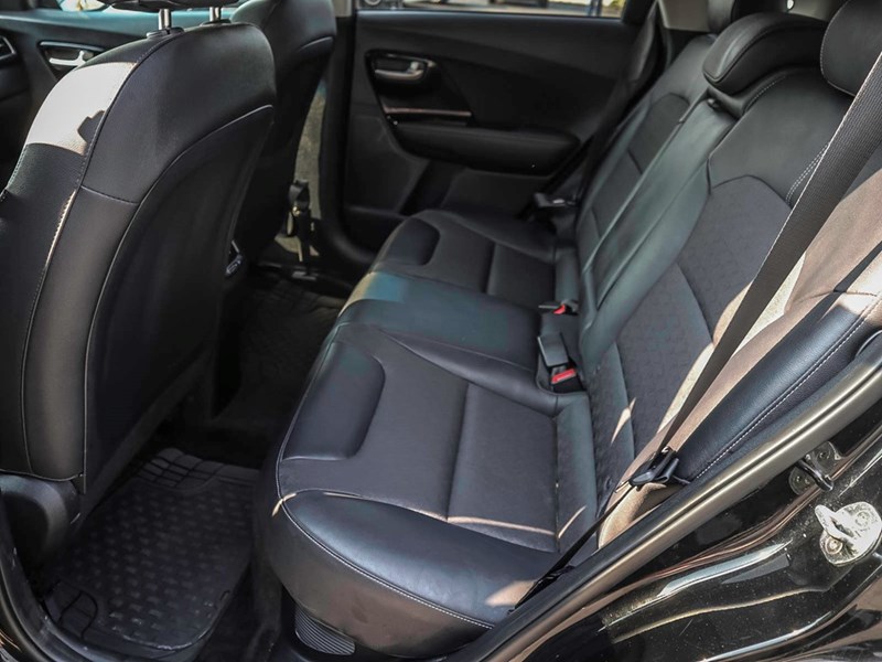 2017 Kia Niro EX | Hybrid | Heated Seats | Push Button Start