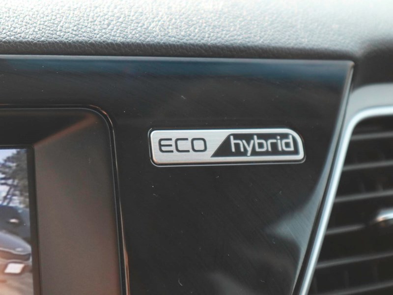 2017 Kia Niro EX | Hybrid | Heated Seats | Push Button Start