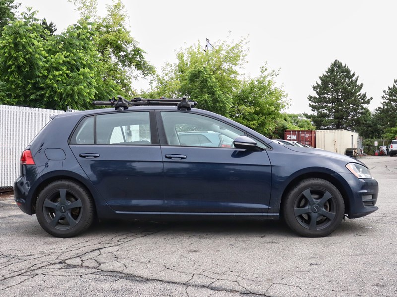 2017 Volkswagen Golf Highline | Leather | Sunroof | Carplay