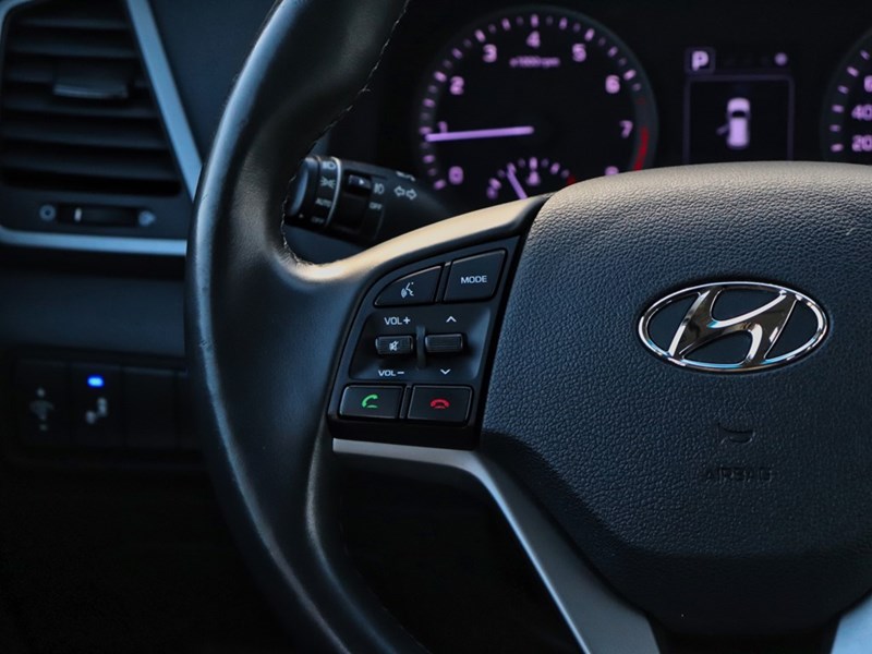 2018 Hyundai Tucson 2.0L Premium AWD | Heated Seat & Wheel | Bluetooth