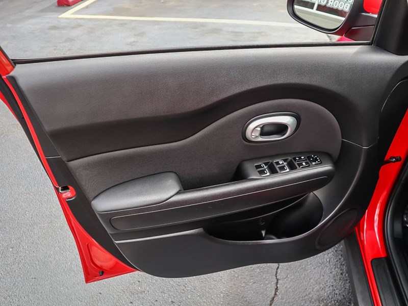 2018 Kia Soul LX | Bluetooth