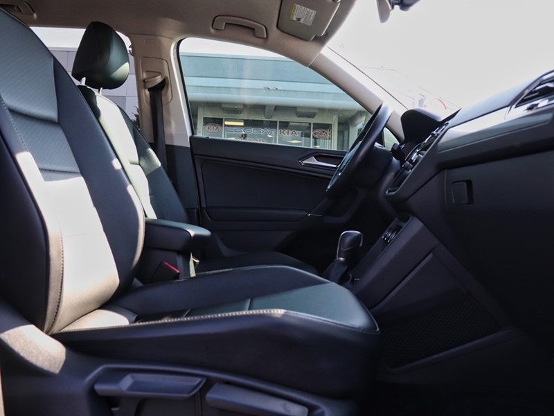 2018 Volkswagen Tiguan Comfortline | AWD | Sunroof | Push Button Start