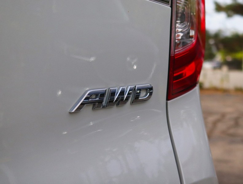 2020 Honda Pilot LX AWD