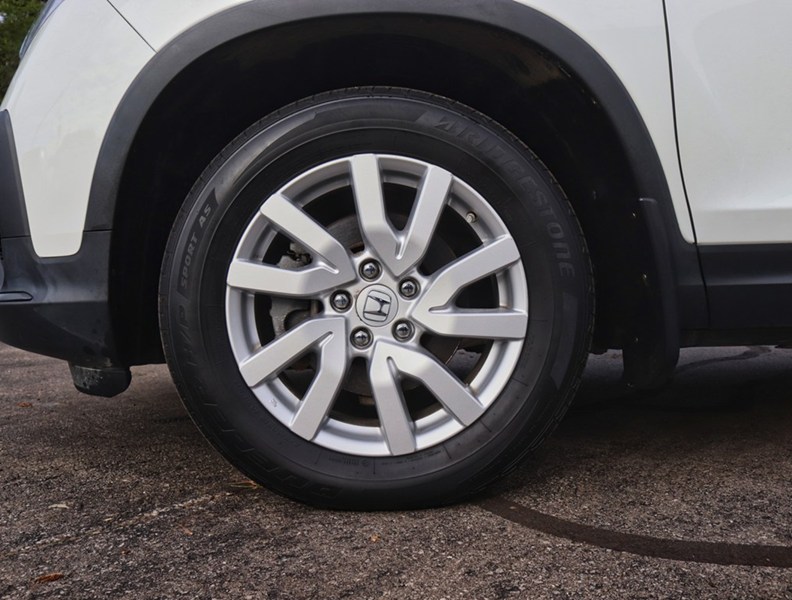 2020 Honda Pilot LX AWD