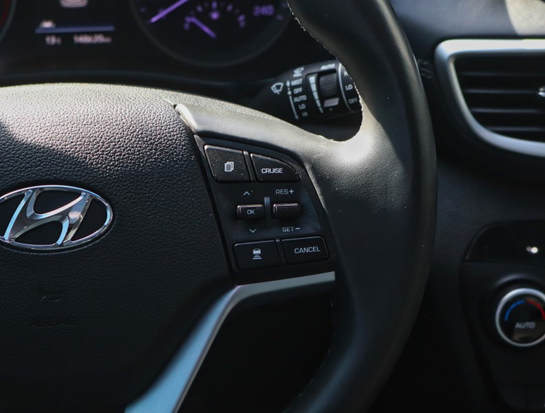 2020 Hyundai Tucson Ultimate Awd/Pano Roof/Leather/Lift Gate/One Owner