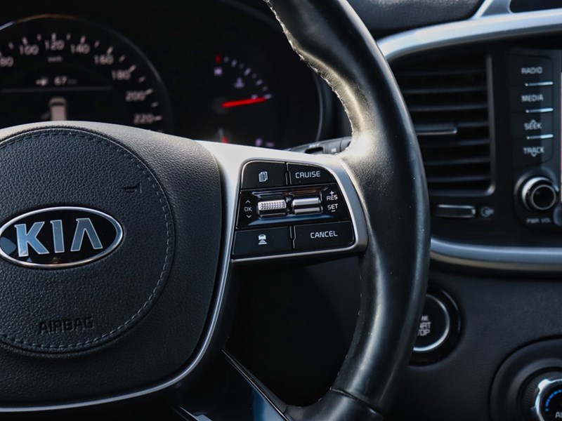 2020 Kia Sorento SX | V6 | AWD | Leather | Sunroof | Push Start