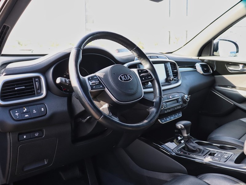 2020 Kia Sorento SX | V6 | AWD | Leather | Sunroof | Push Start