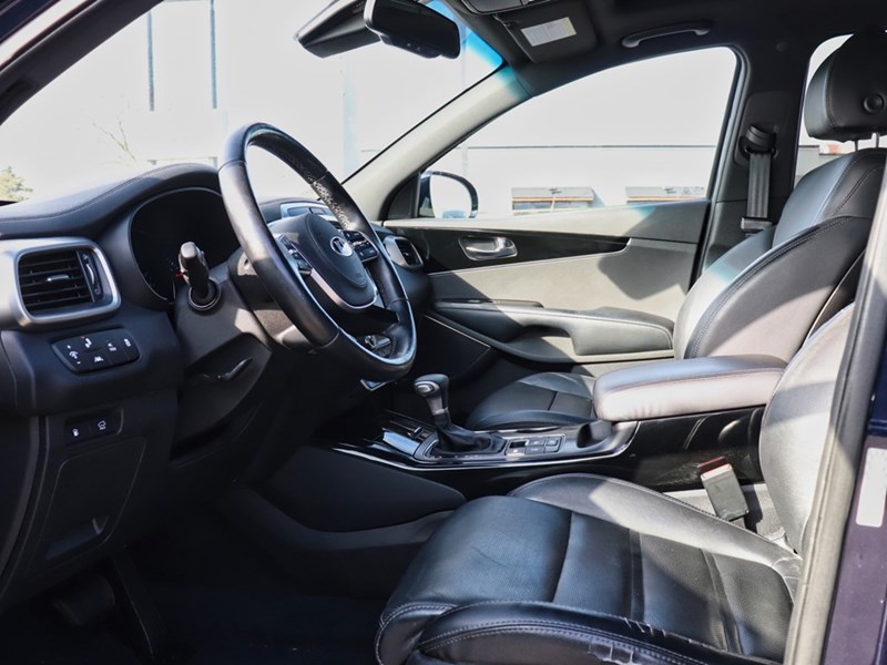 2020 Kia Sorento SX | V6 | AWD | Leather | Sunroof | Push Start