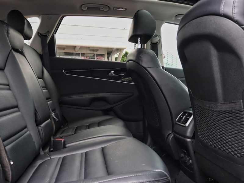 2020 Kia Sorento EX V6 AWD | Blind Spot Warning | Panoramic Sunroof