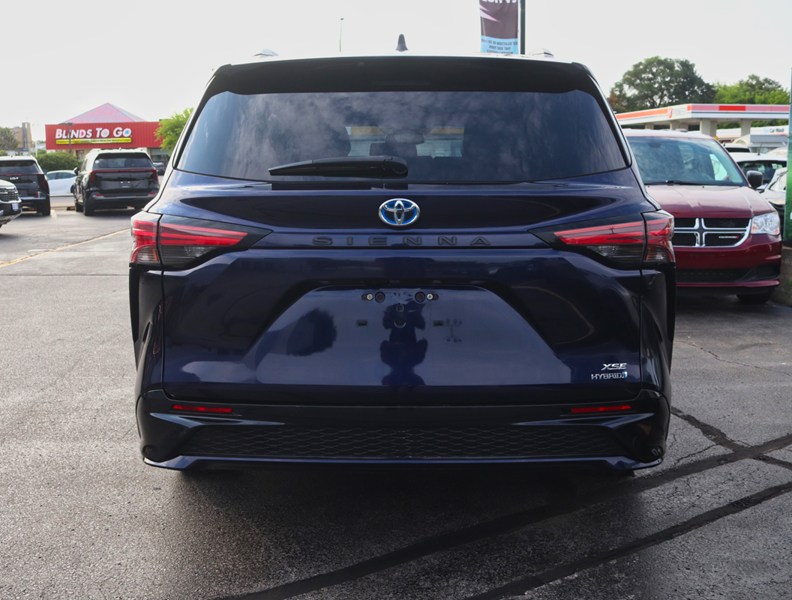 2021 Toyota Sienna 2021 Toyota Sienna XSE Hybrid | 137,241 Km | 7-Pas