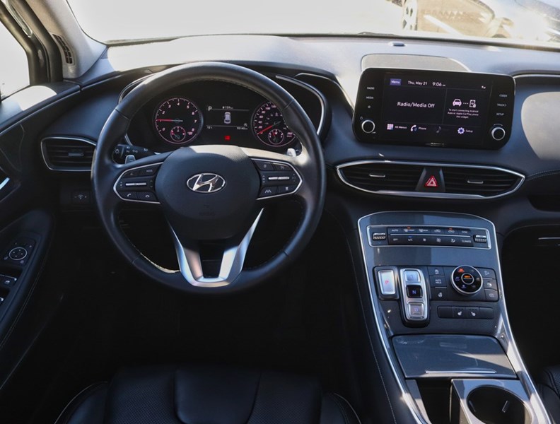 2022 Hyundai Santa Fe Trend Awd/Leather/Roof/Clean Carfax