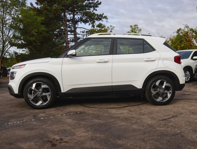 2022 Hyundai Venue Trend Ivt