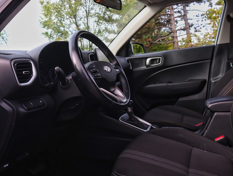 2022 Hyundai Venue Trend Ivt