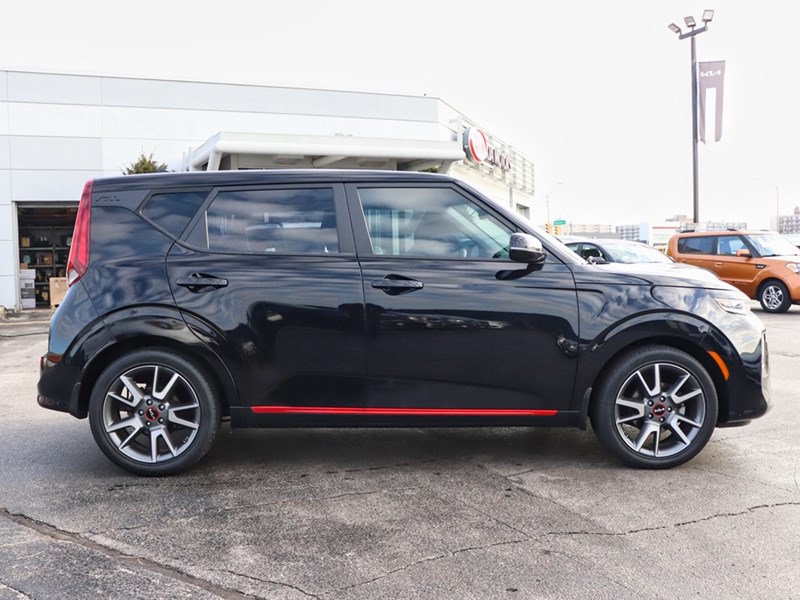 2022 Kia Soul GT-Line Limited | Leather | Heated Seats | Sunroof