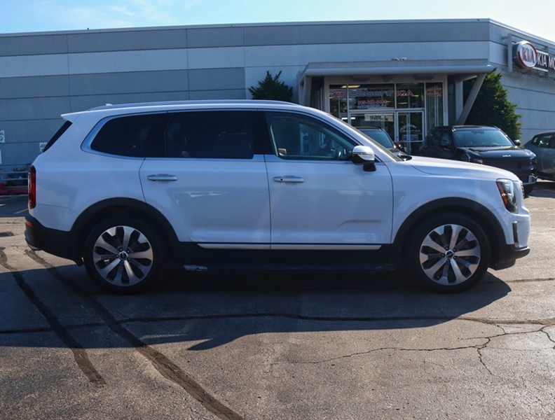 2022 Kia Telluride Sx Awd/8-Seater/Pwr-Liftgate/Low Km/Cpo