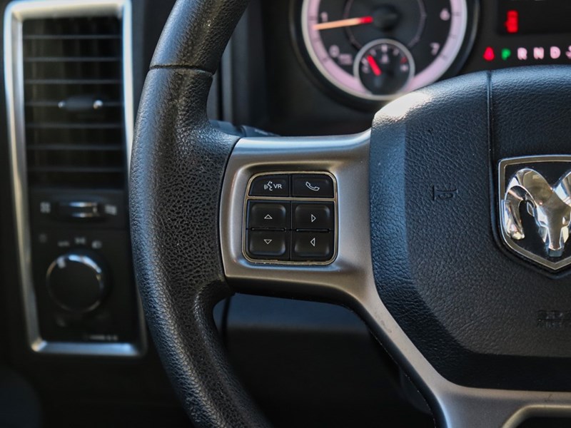 2022 RAM 1500 Classic SLT | Carplay | Heated Seats | Back Up Cam