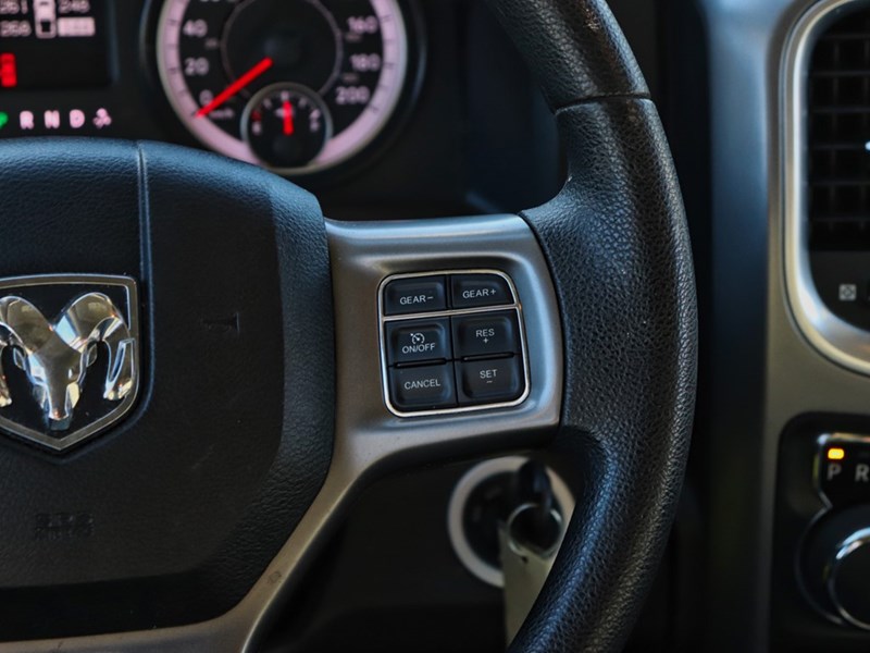 2022 RAM 1500 Classic SLT | Carplay | Heated Seats | Back Up Cam