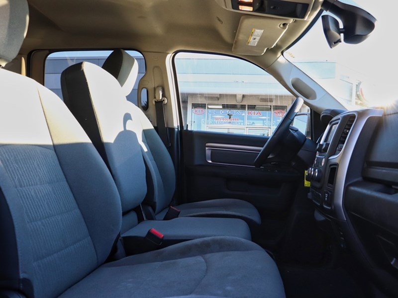 2022 RAM 1500 Classic SLT | Carplay | Heated Seats | Back Up Cam