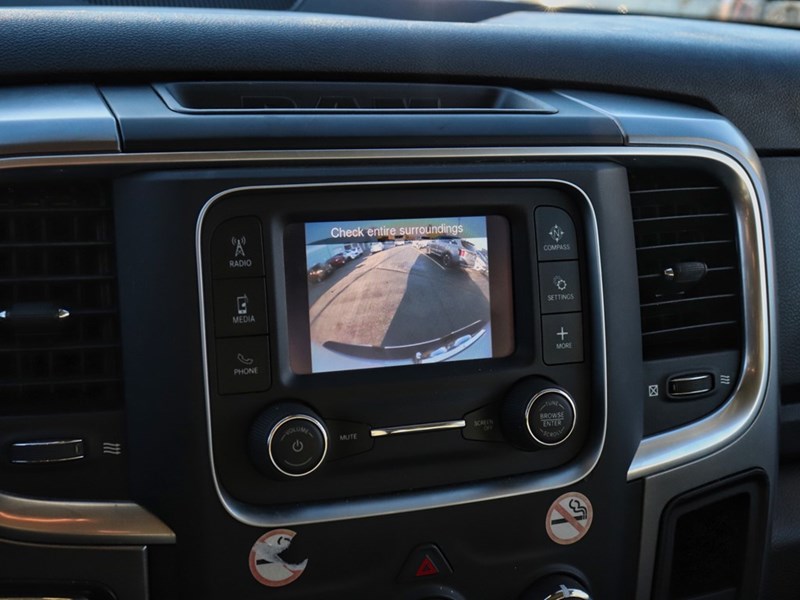 2022 RAM 1500 Classic SLT | Carplay | Heated Seats | Back Up Cam