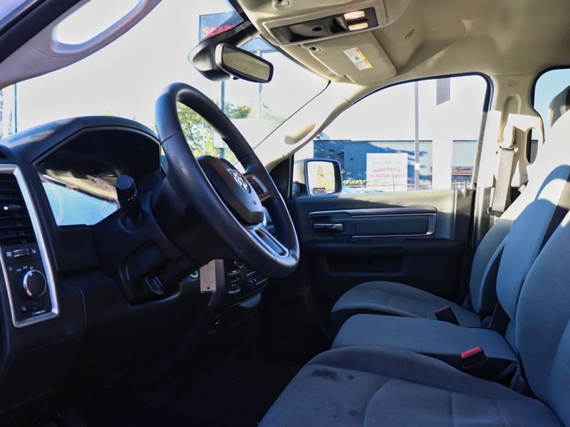 2022 RAM 1500 Classic SLT | Carplay | Heated Seats | Back Up Cam