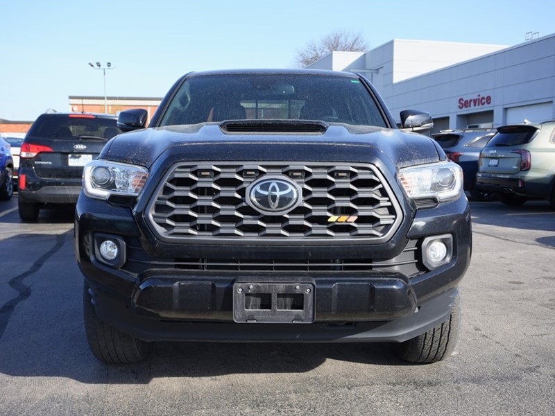 2022 Toyota Tacoma TRD Sport Prem / Sunroof/Clean Carfax
