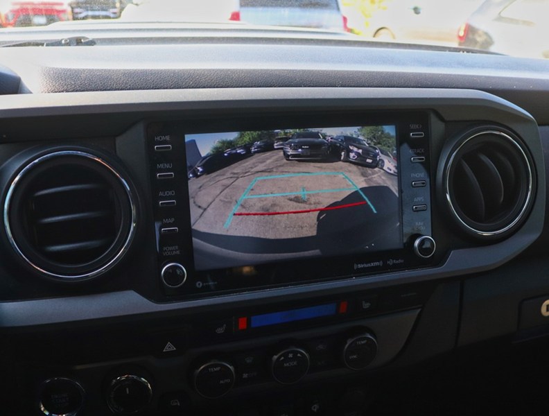 2022 Toyota Tacoma TRD Sport Prem / Sunroof/Clean Carfax