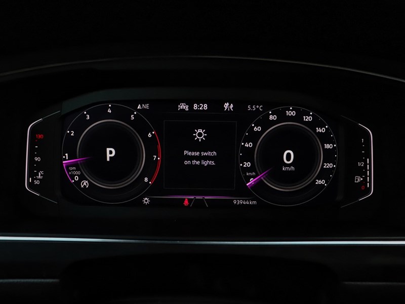 2022 Volkswagen Tiguan Highline R-Line | Sunroof | Leather | 360 Camera