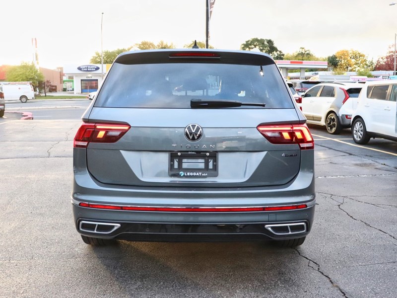 2022 Volkswagen Tiguan Highline R-Line | Sunroof | Leather | 360 Camera