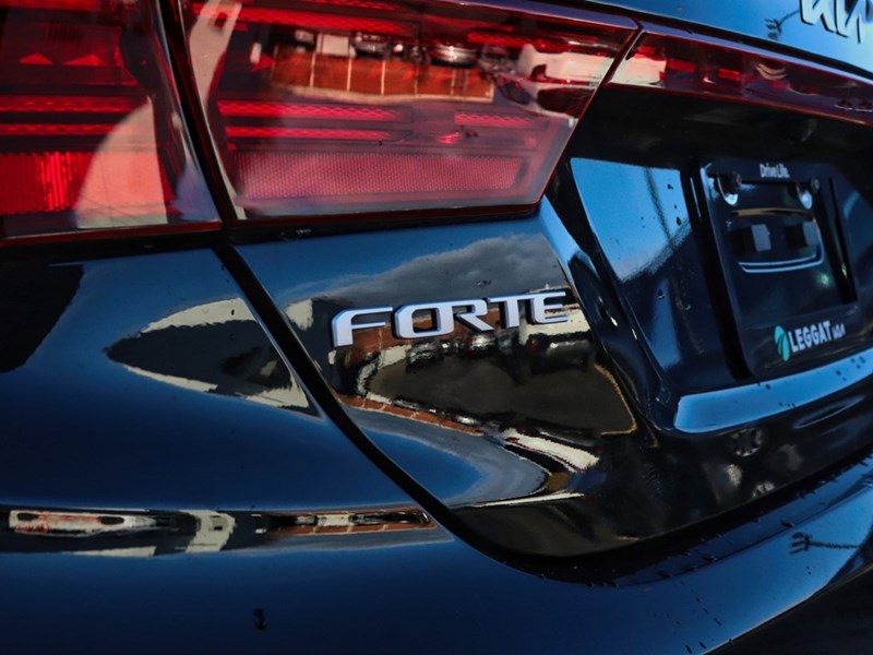 2023 Kia Forte EX+ | Heated Seats + Steering | Carplay | Sunroof