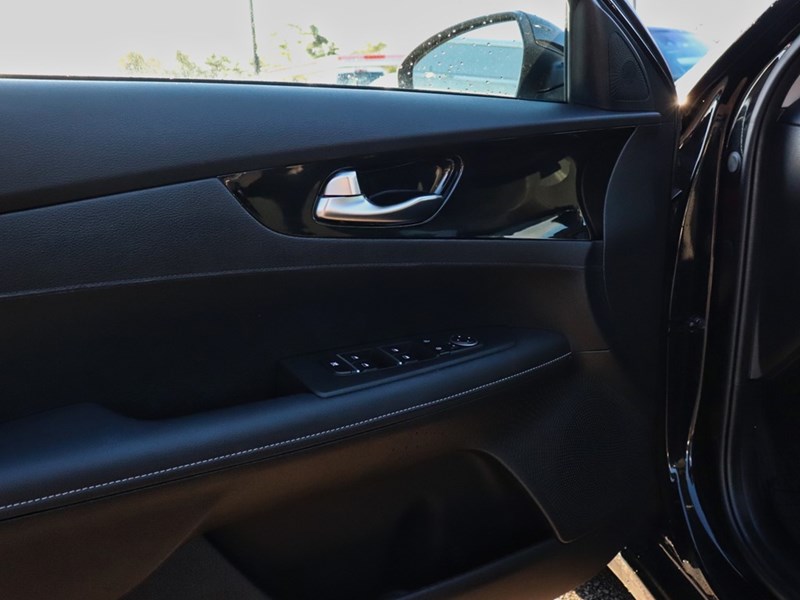 2023 Kia Forte EX+ | Heated Seats + Steering | Carplay | Sunroof