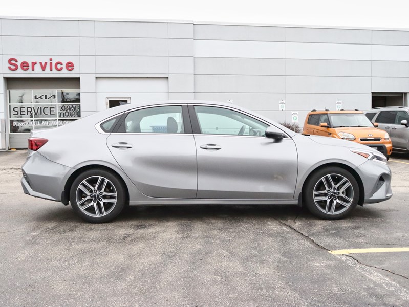 2023 Kia Forte Sunroof | Heated Front Seats | Smart Key With Push