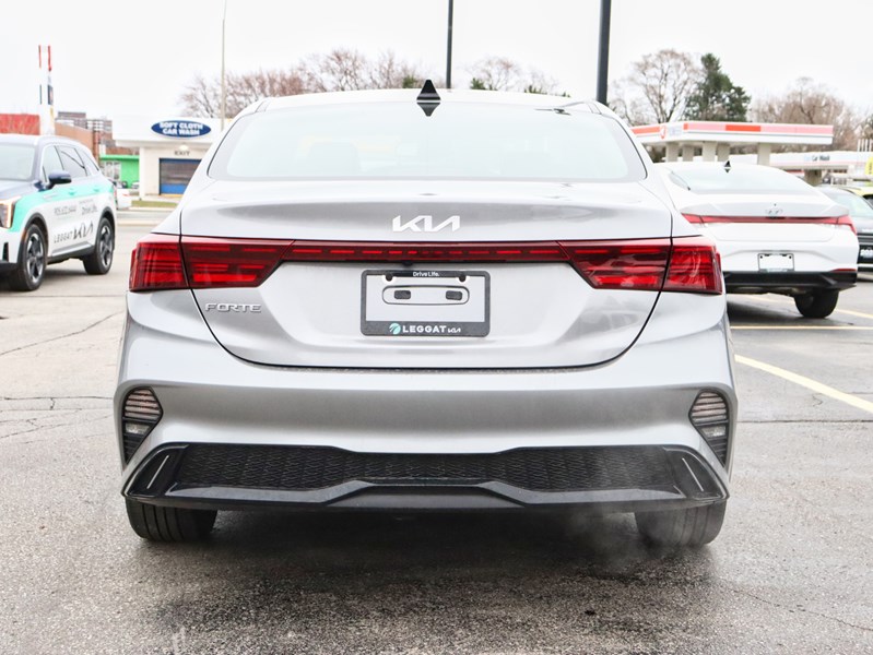 2023 Kia Forte Sunroof | Heated Front Seats | Smart Key With Push
