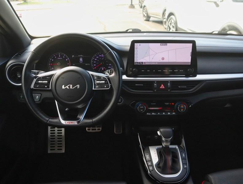 2023 Kia Forte5 GT Limited Dct/Hatch/Clean Carfax/Cpo