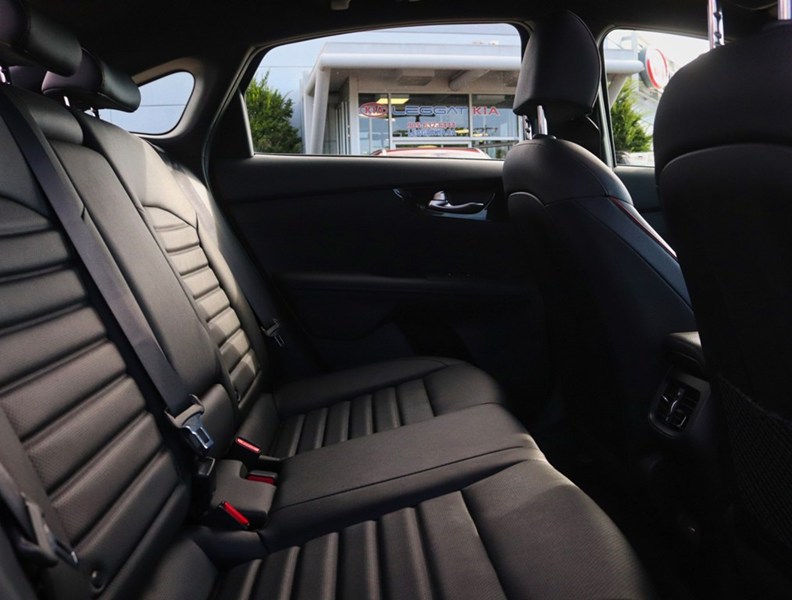 2023 Kia Forte5 GT Limited Dct/Hatch/Clean Carfax/Cpo