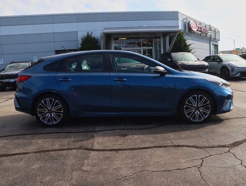 2023 Kia Forte5 GT Limited Dct/Hatch/Clean Carfax/Cpo
