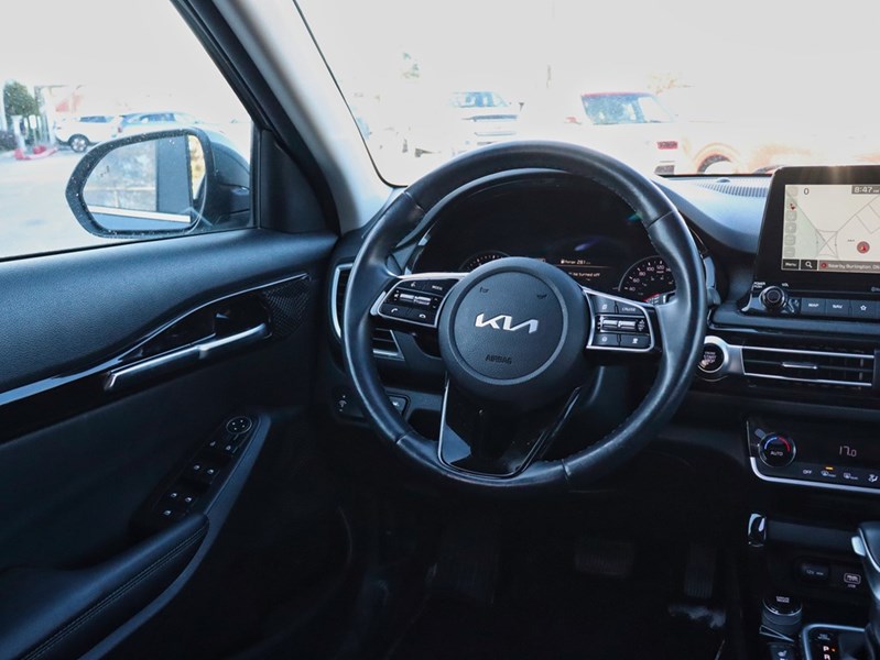 2023 Kia Seltos One Owner/Off Lease/Loaded