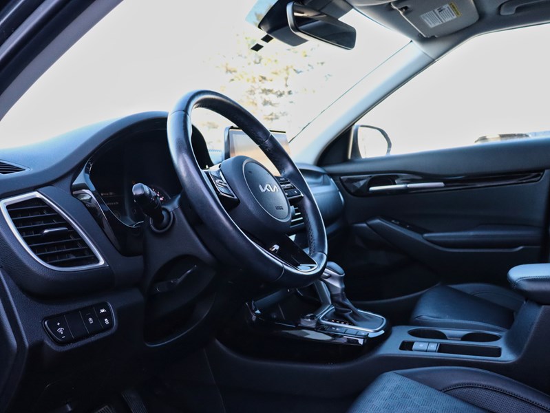 2023 Kia Seltos One Owner/Off Lease/Loaded
