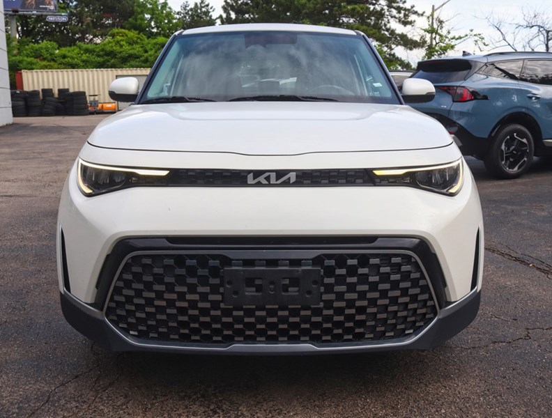 2023 Kia Soul EX Ivt