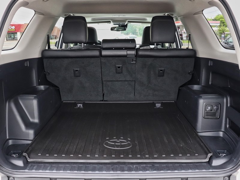 2023 Toyota 4Runner TRD Sport 4WD | Safety Sense | Carplay