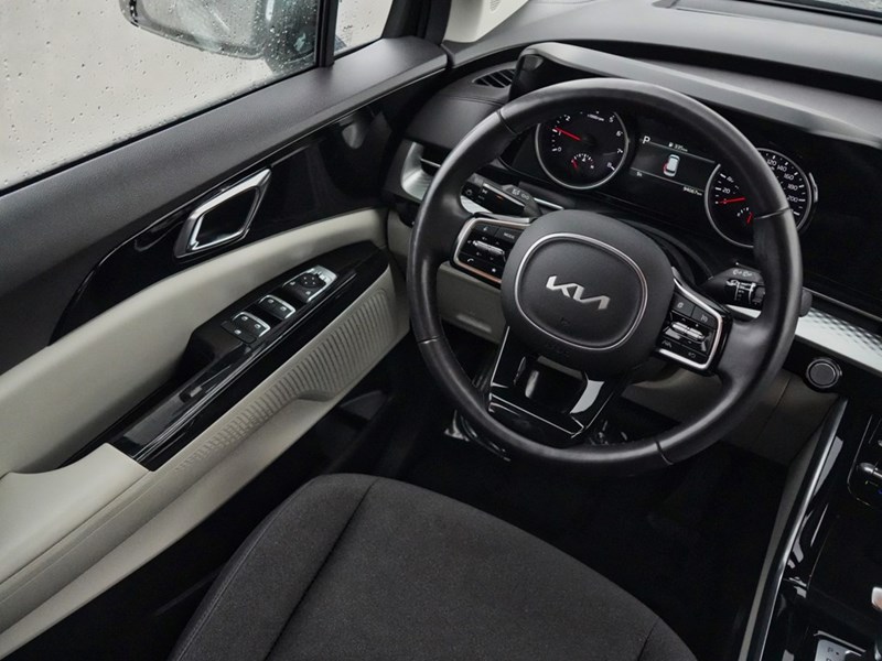 2024 Kia Carnival LX+ FWD