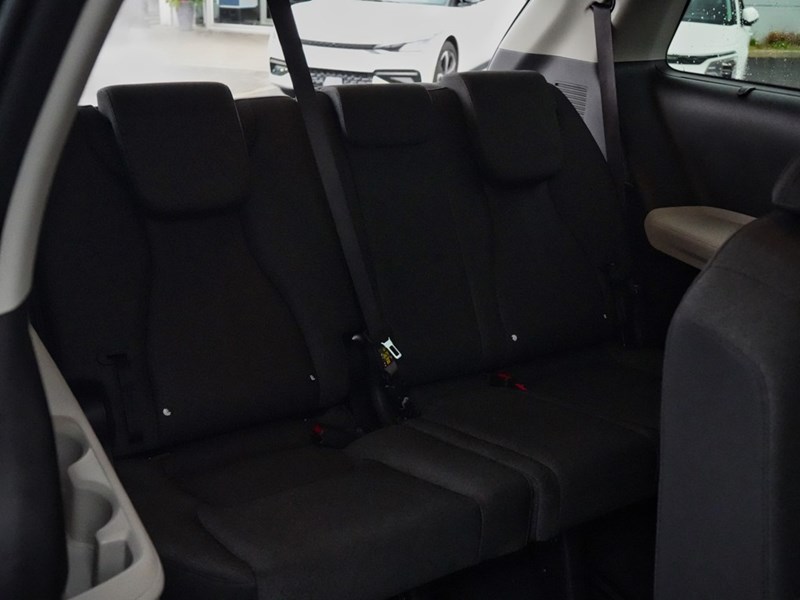 2024 Kia Carnival LX+ FWD