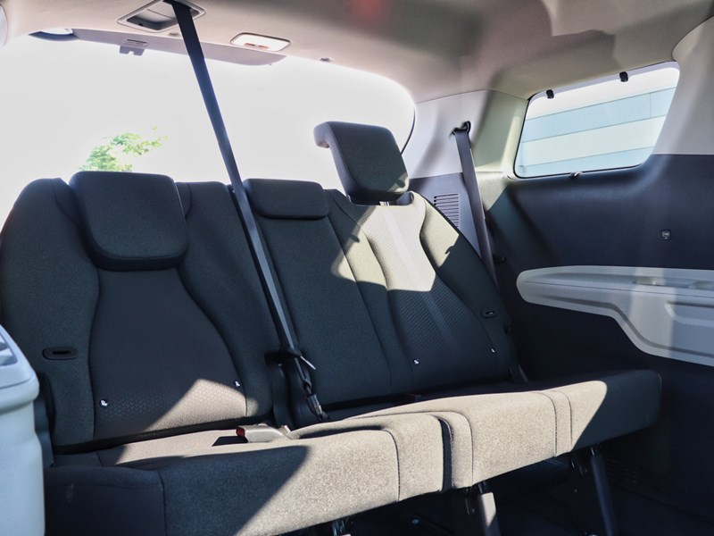 2024 Kia Carnival LX+ | Power Sliding Doors | Carplay | No Accidents