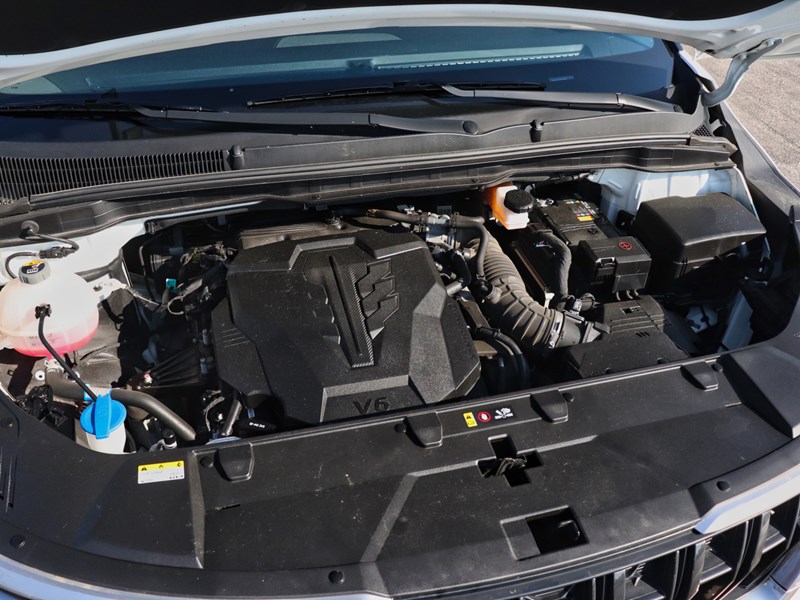 2024 Kia Carnival LX+ | Power Sliding Doors | Carplay | No Accidents