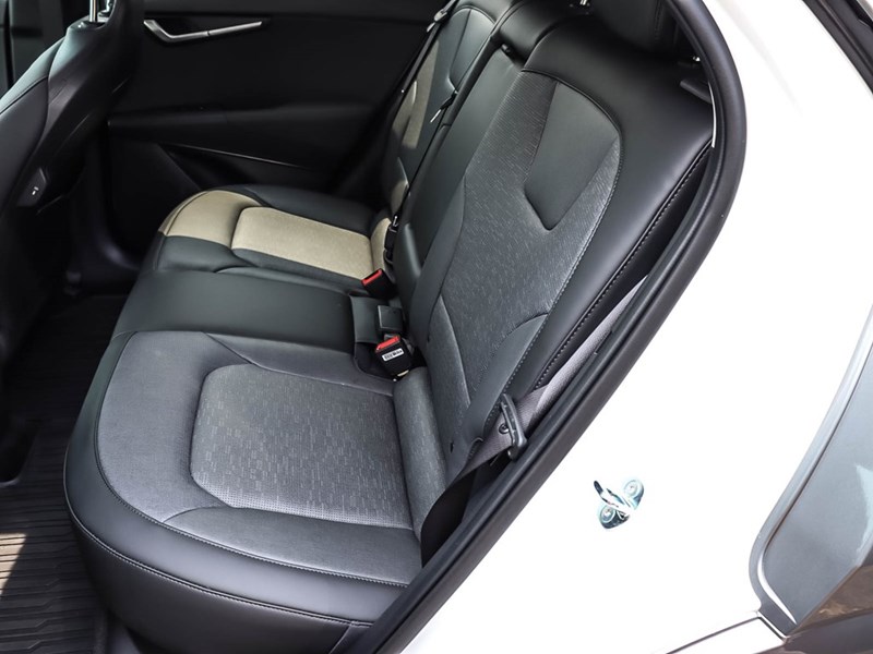 2024 Kia Niro EV Wave Demo, 1.49% Financing Available!