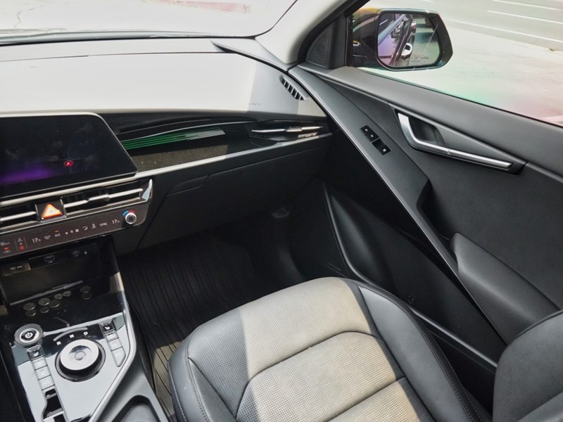 2024 Kia Niro EV Wave Demo, Financing as low as 1.49%!